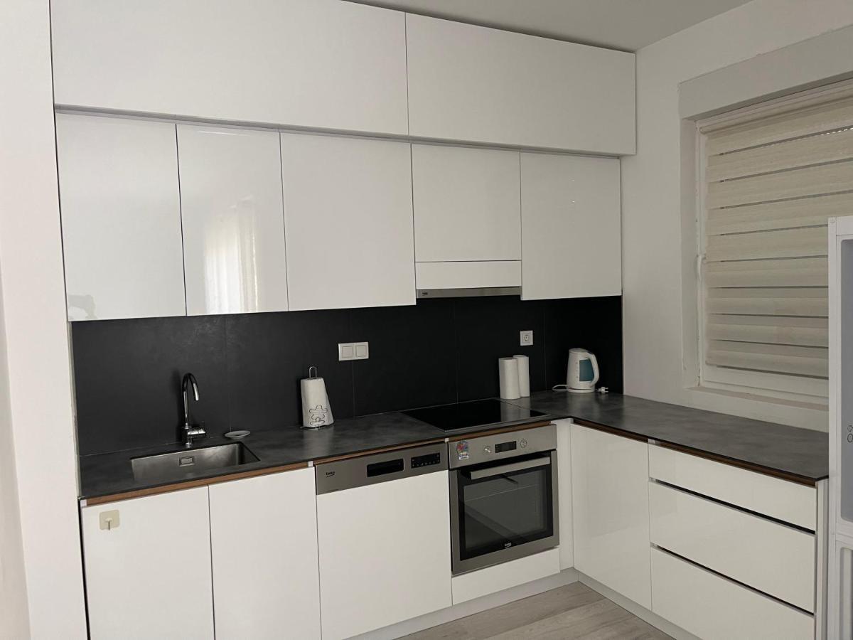 Plis Apartments 'Prishtina' Pristina Kültér fotó